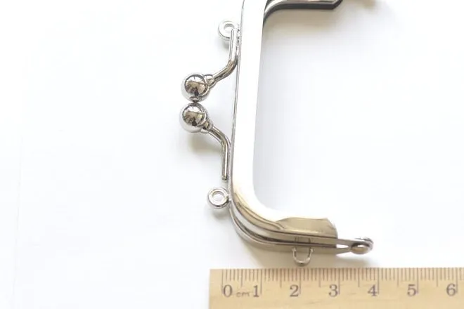 8cm Silver Purse Frame Kisslock Glue-In Style With Paper Pattern 8cm x 3.8cm