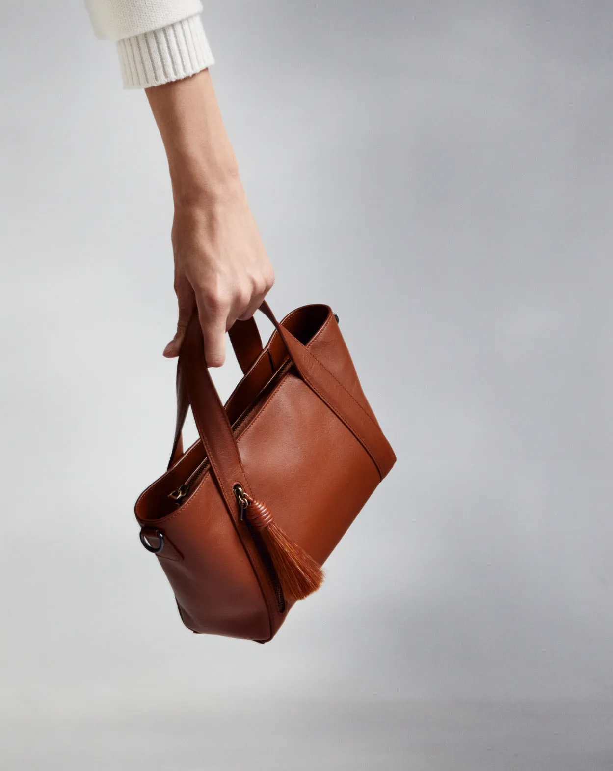 Kleine Alexa Tasche aus cognacfarbenem Leder