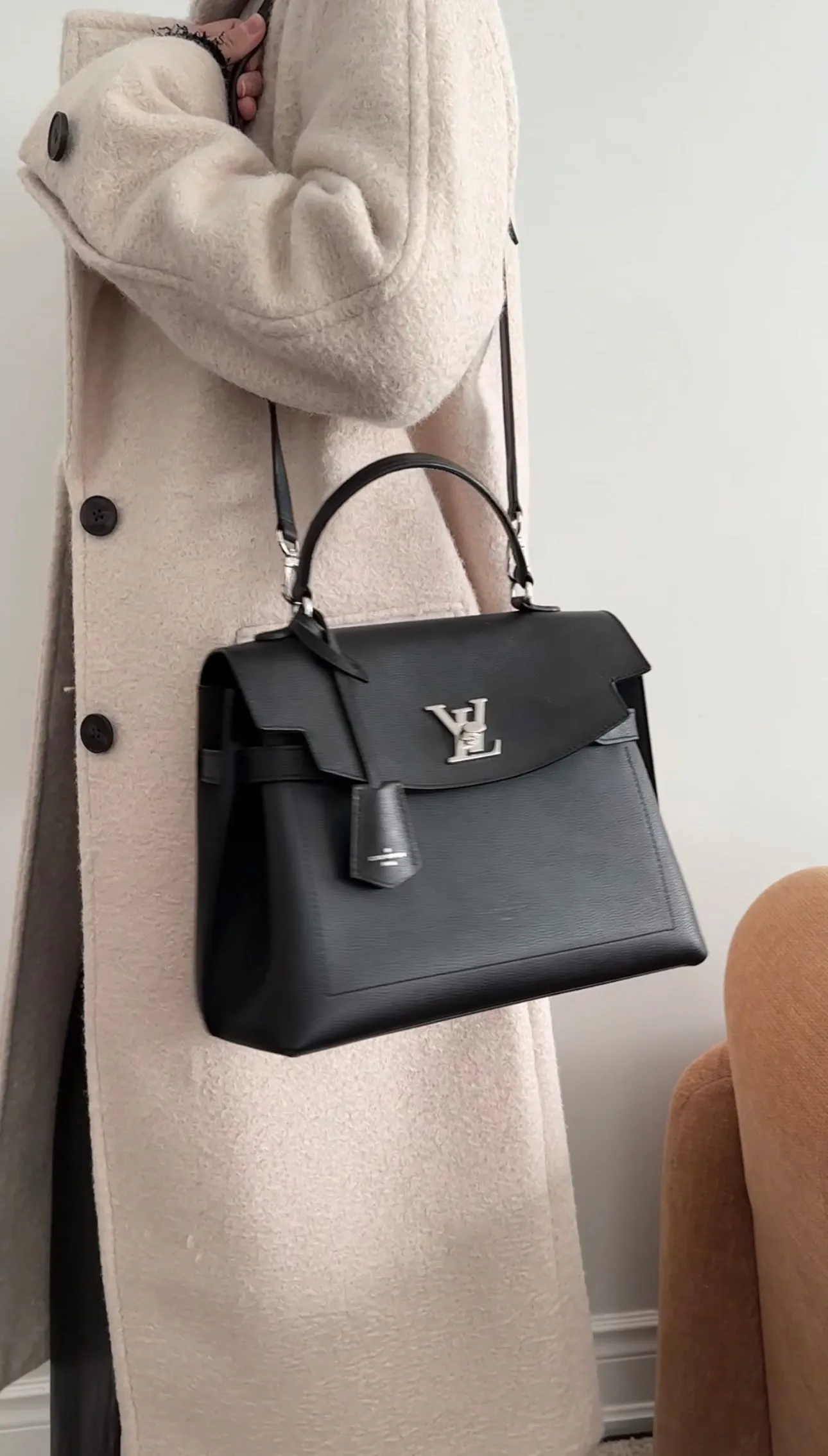 Louis Vuitton Black Grained Calfskin Leather Lockme Ever MM Two Way Top Handle Bag