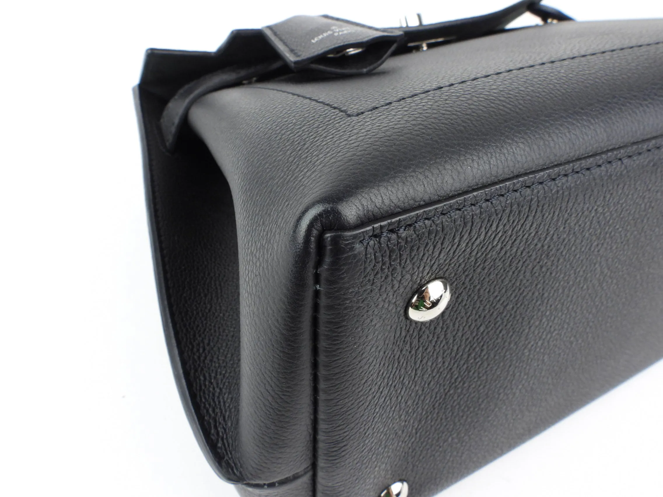 Louis Vuitton Black Grained Calfskin Leather Lockme Ever MM Two Way Top Handle Bag