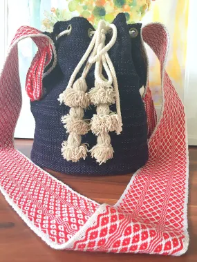 Nola Cinturon Bucket in Navy