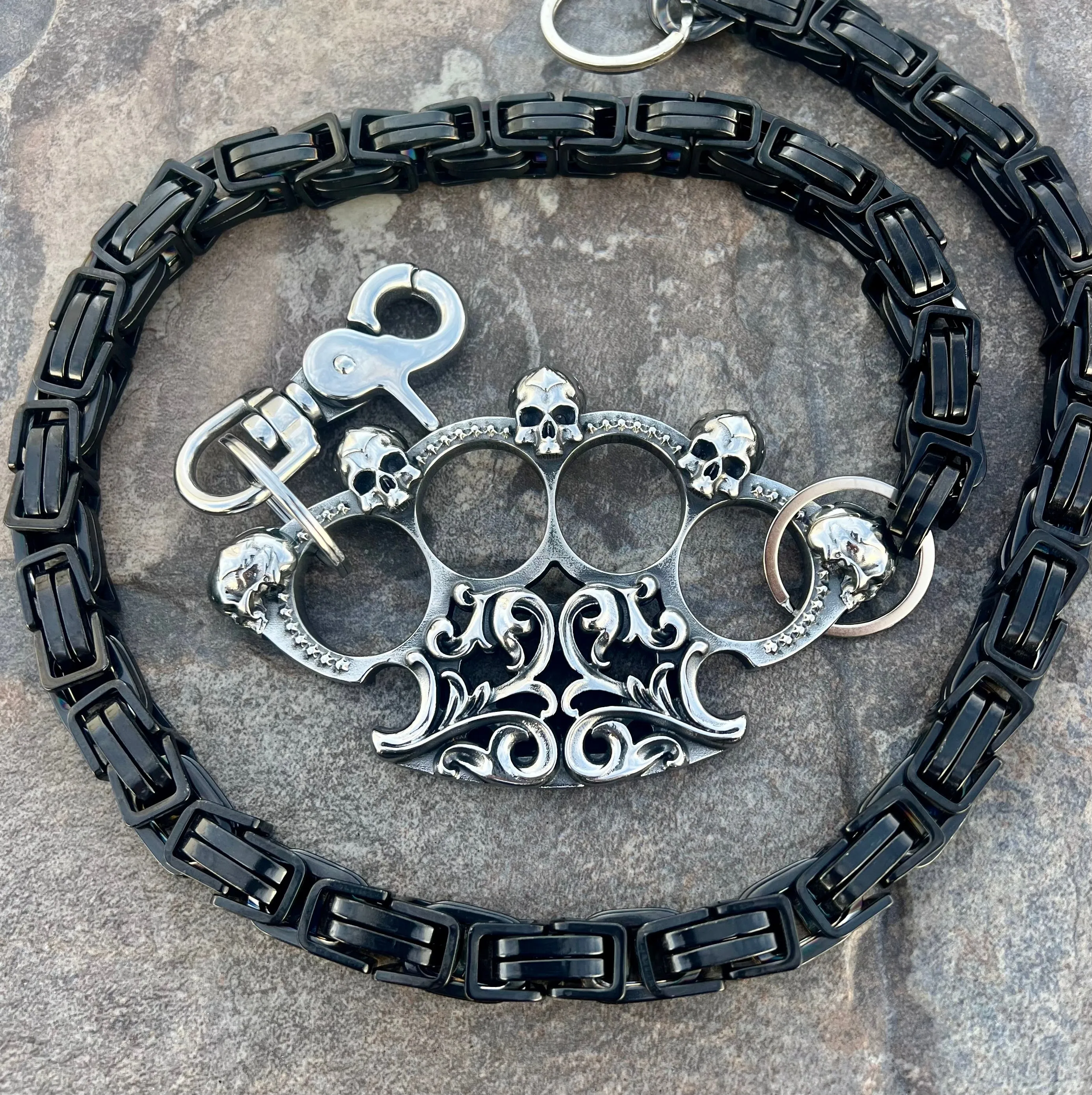 Royal Four Finger Ring Wallet Chain - Black Daytona Road King - WC4RK